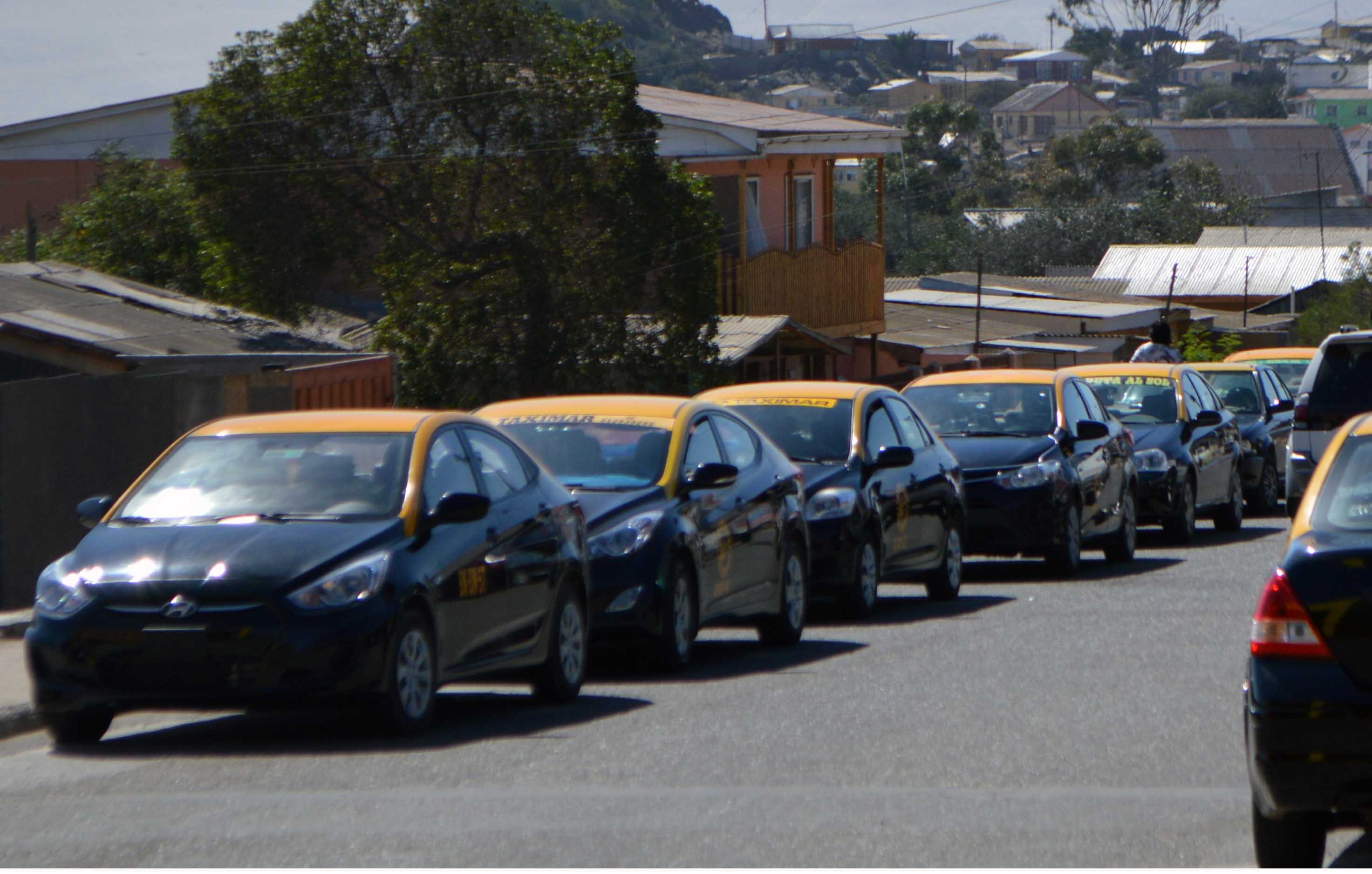 Huasco: Taxistas solicitan mayor fiscalización a “servicios piratas”