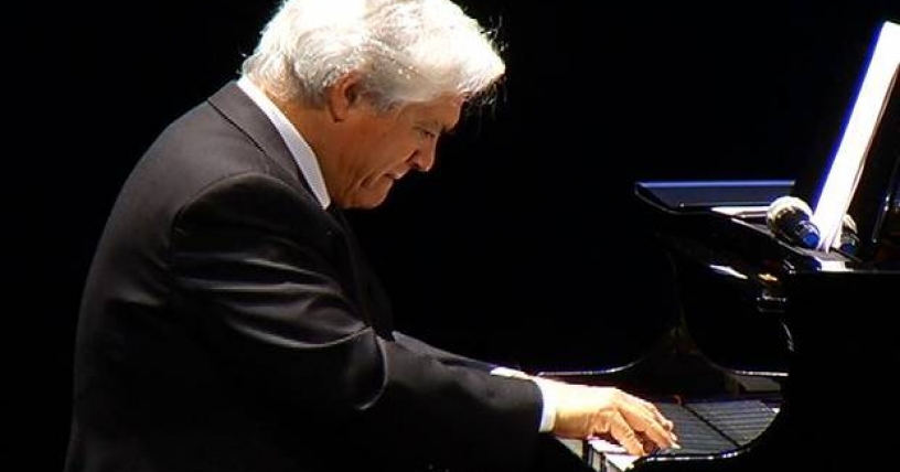 Pianista Roberto Bravo realizará concierto gratuito en Huasco
